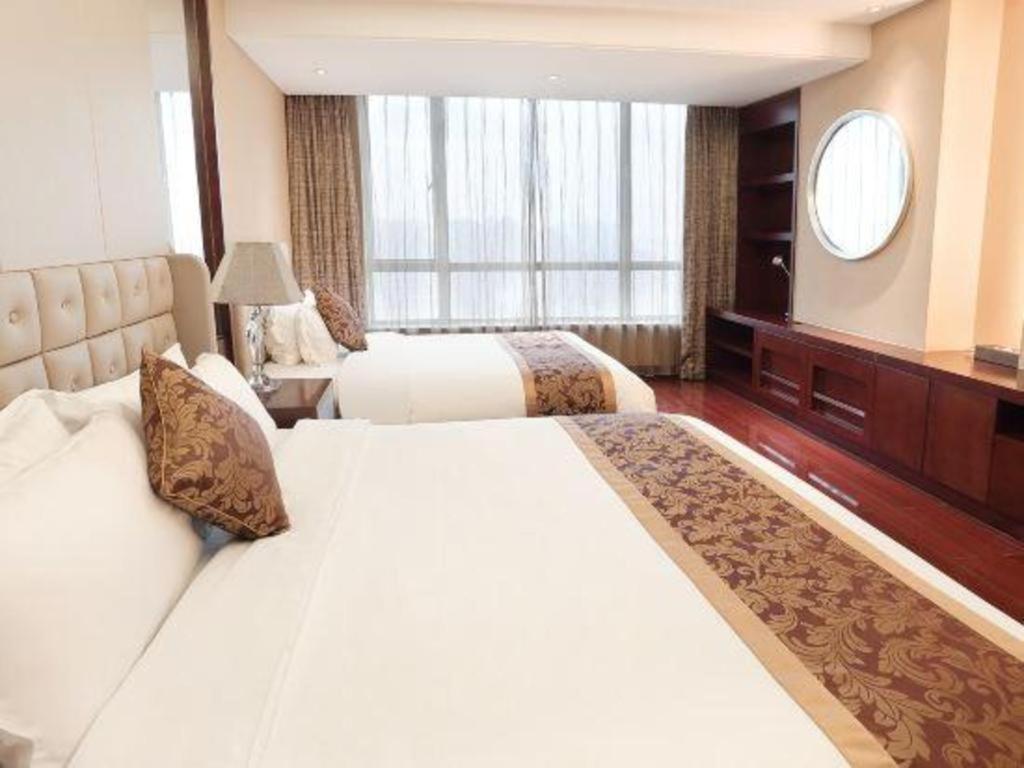 Howard Johnson By Wyndham Sunshine Plaza Ningbo Exterior photo